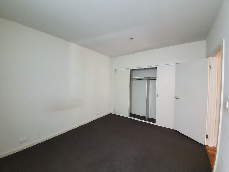 17545025-BRUNSWICK-1