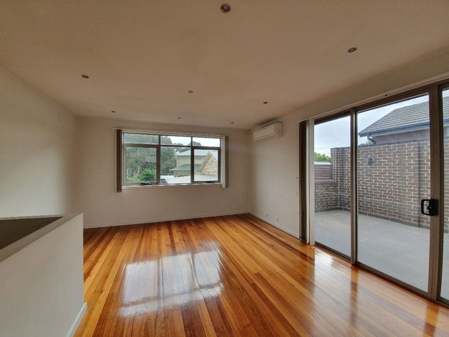 17545025-BRUNSWICK-7