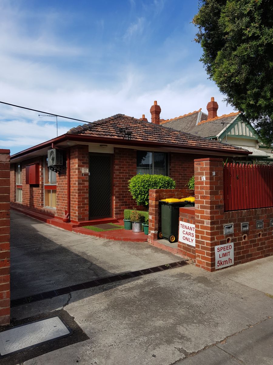 4/18 Mitchell Street, BRUNSWICK VIC 3056 Walshe & Whitelock