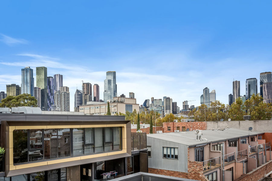 21167793-NORTH-MELBOURNE-9