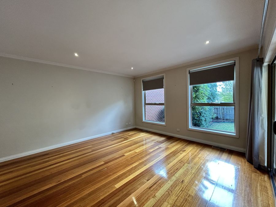 21367715-ESSENDON-NORTH-3