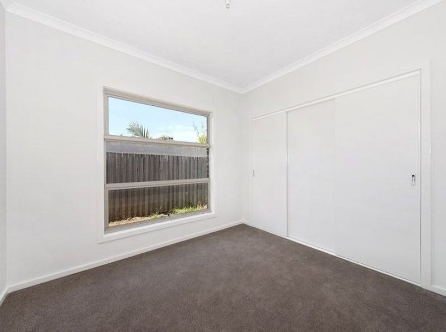 21435744-GLENROY-4
