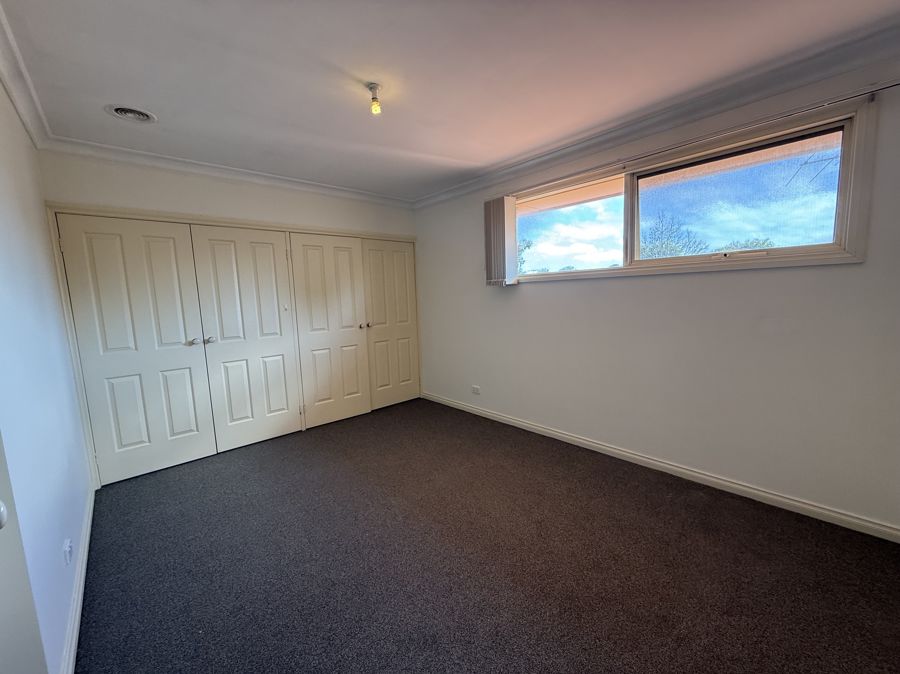 21571766-GLEN-HUNTLY-13