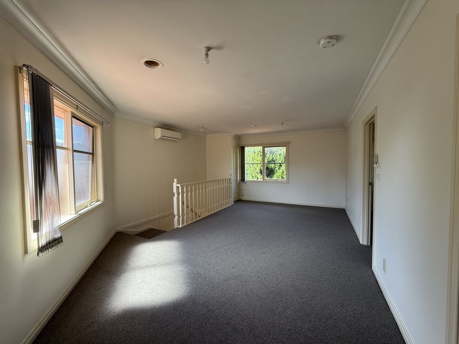 21571766-GLEN-HUNTLY-9