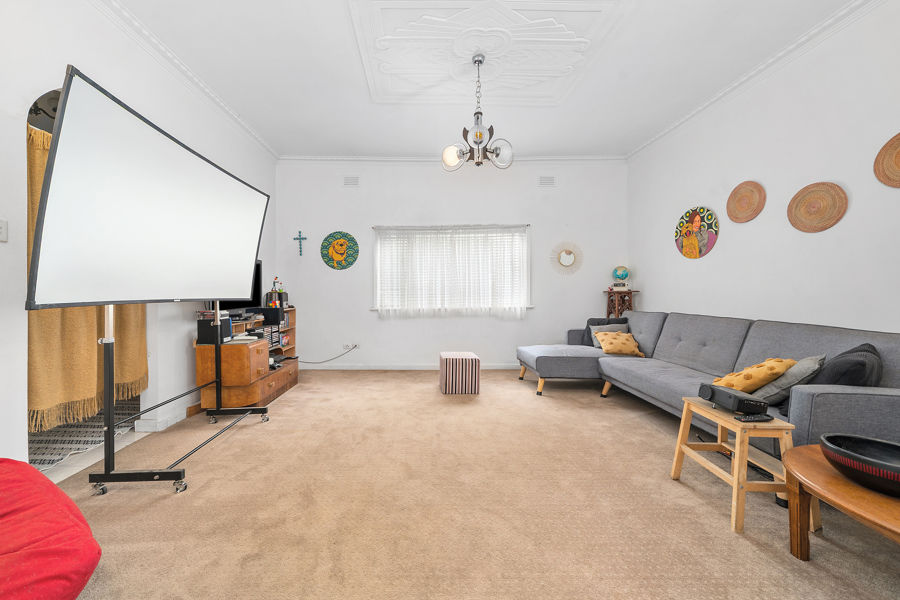 21604885-COBURG-NORTH-8