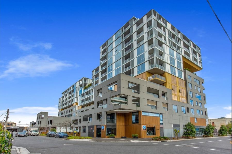 21437430-RICHMOND-12