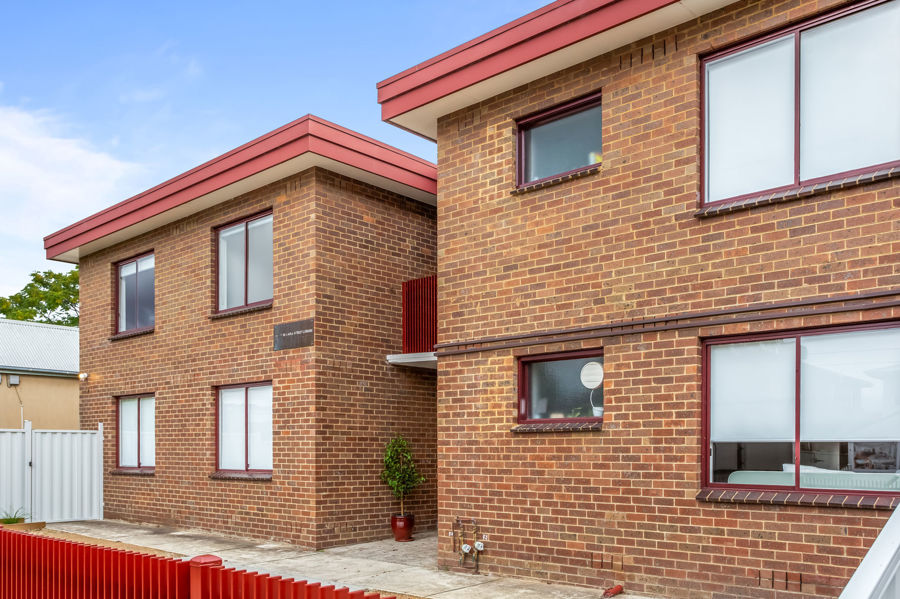21608560-COBURG-5