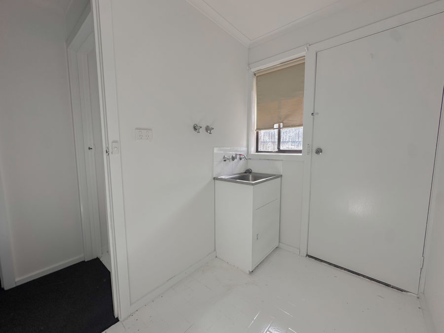 21626707-SWAN-HILL-4