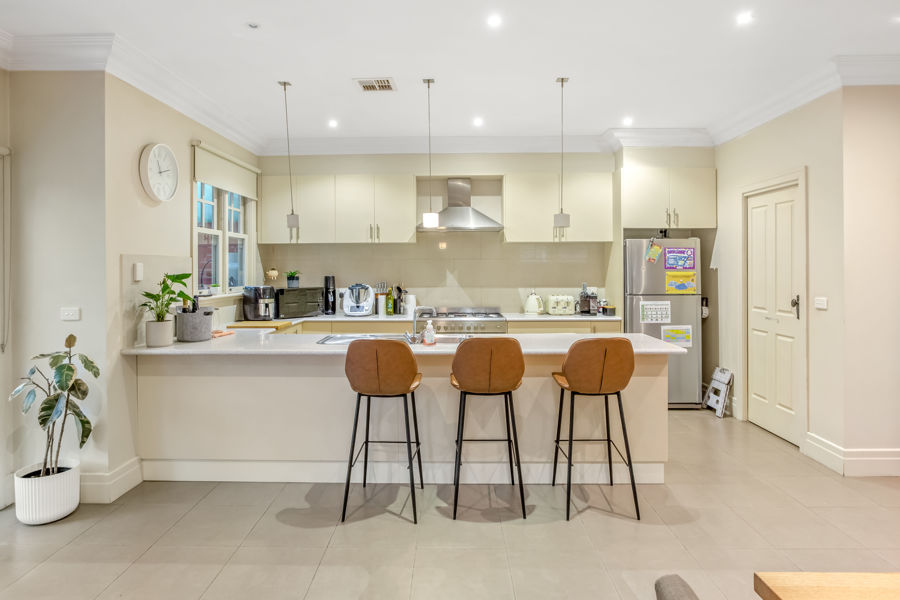 21634762-COBURG-2