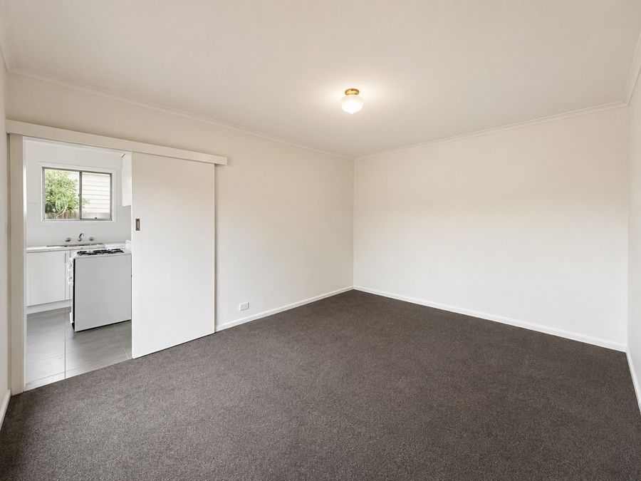 21655434-HIGHTON-3