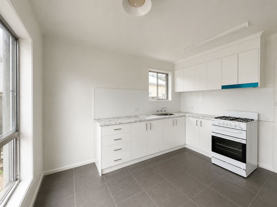 21655434-HIGHTON-4