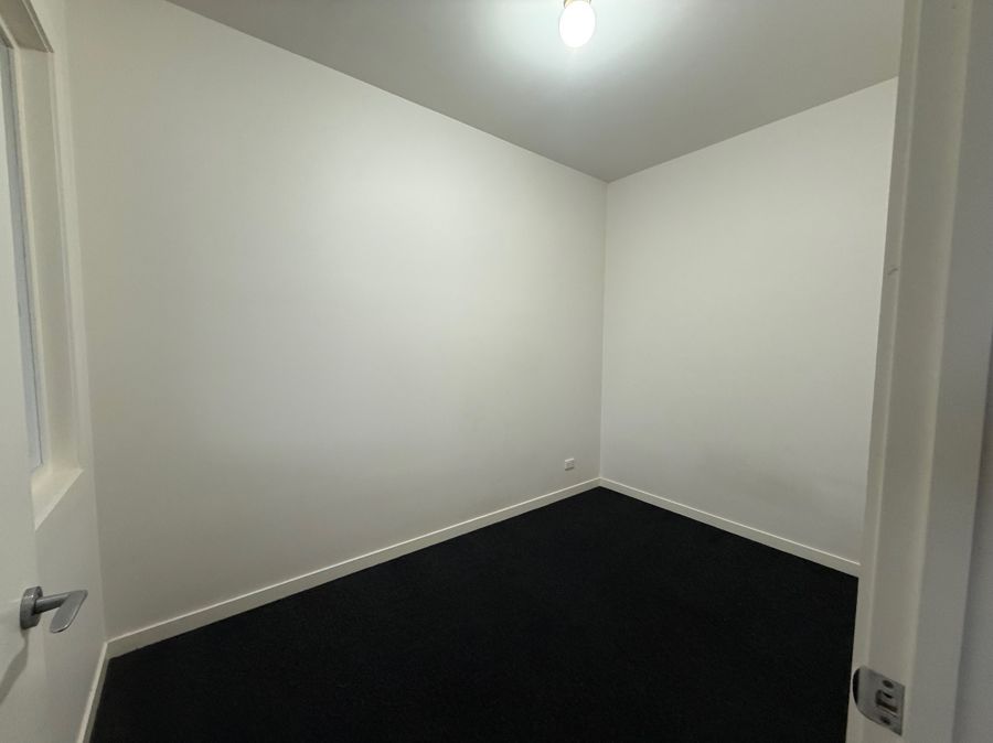 20261863-FAWKNER-3