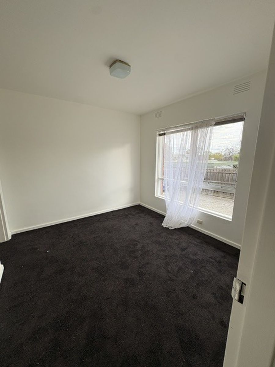 20929890-BRUNSWICK-WEST-2