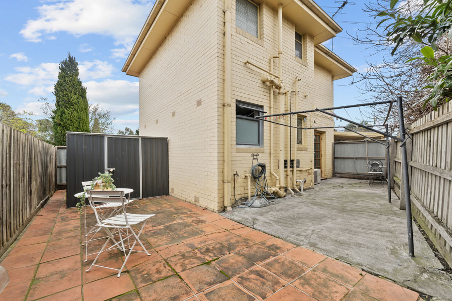 21671181-FAWKNER-6