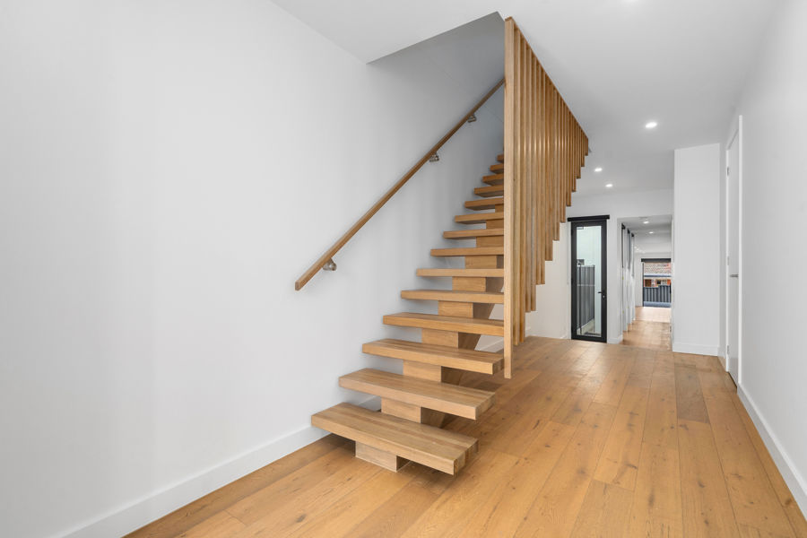 21673579-NIDDRIE-3