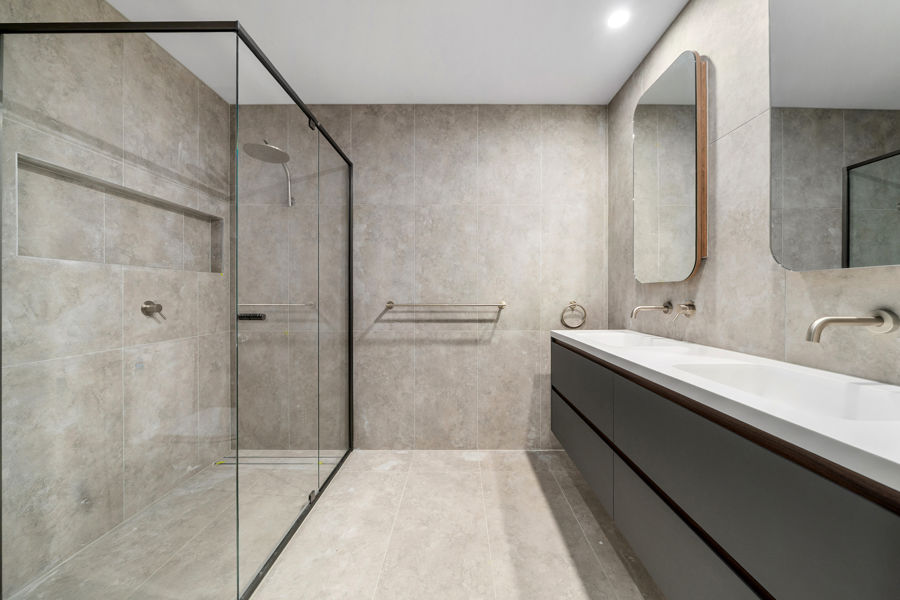 21673579-NIDDRIE-5