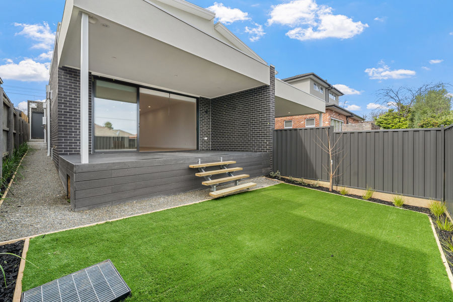 21673579-NIDDRIE-9