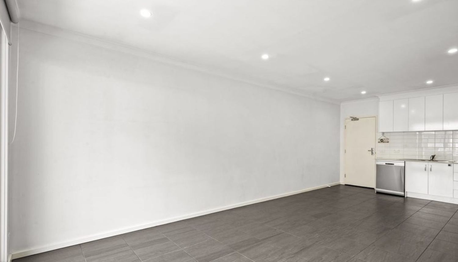21678487-CRAIGIEBURN-2