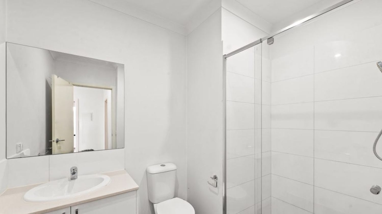 21678487-CRAIGIEBURN-6