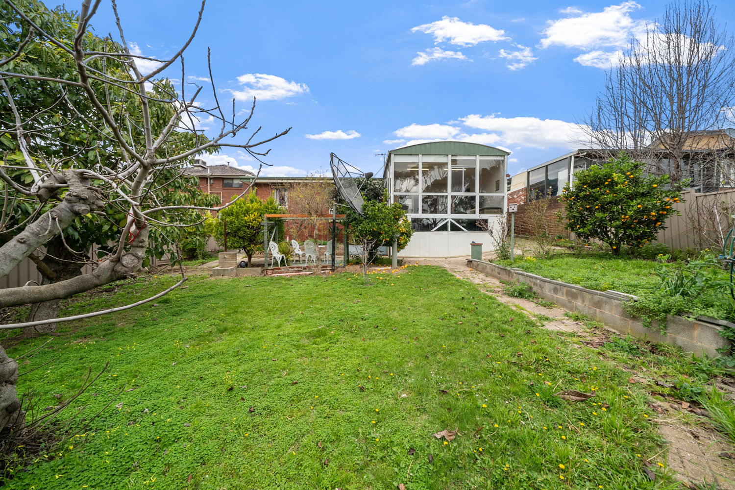 21678726-KEILOR-8