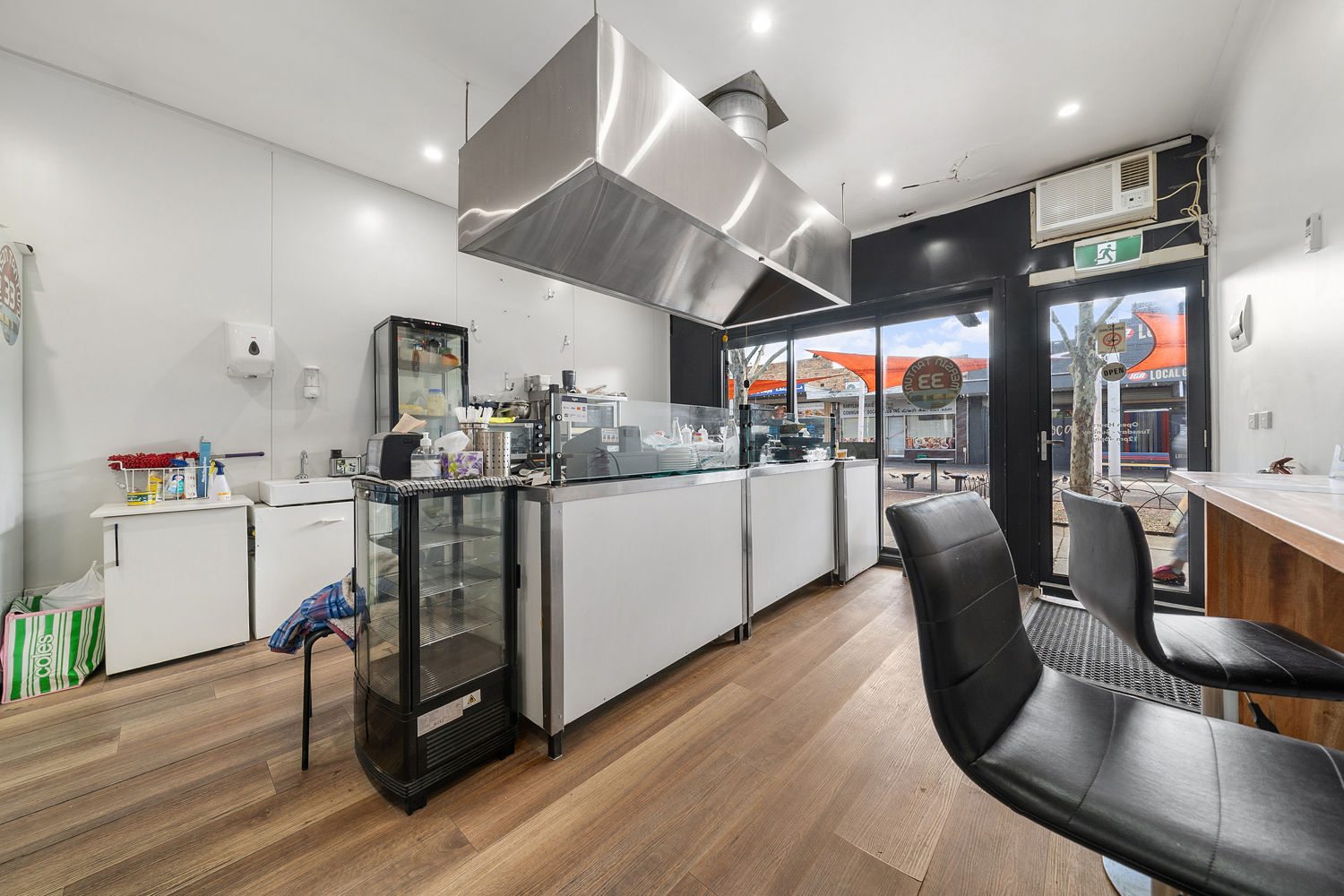 21678806-BROADMEADOWS-1