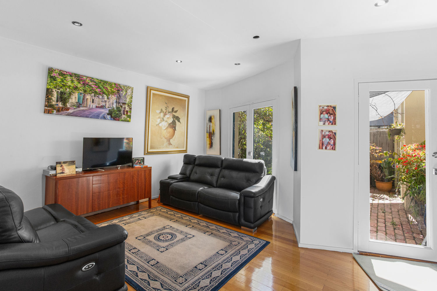 21680342-COLLINGWOOD-4