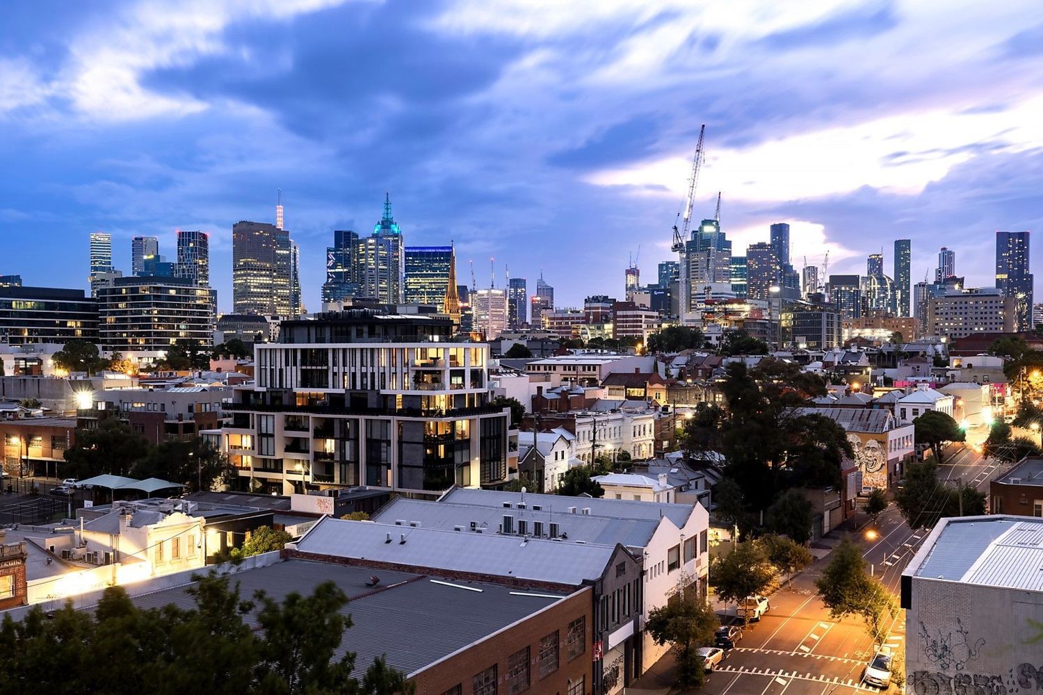 21682429-COLLINGWOOD-8